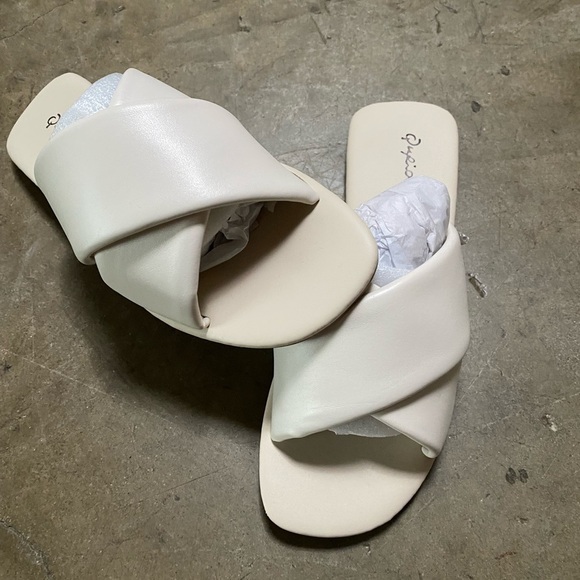 Criss cross flat sandals Ivory - Picture 2 of 8